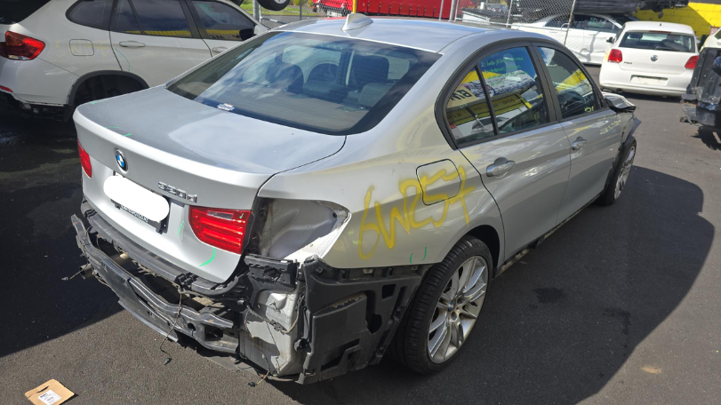 2013 3 Series image 4