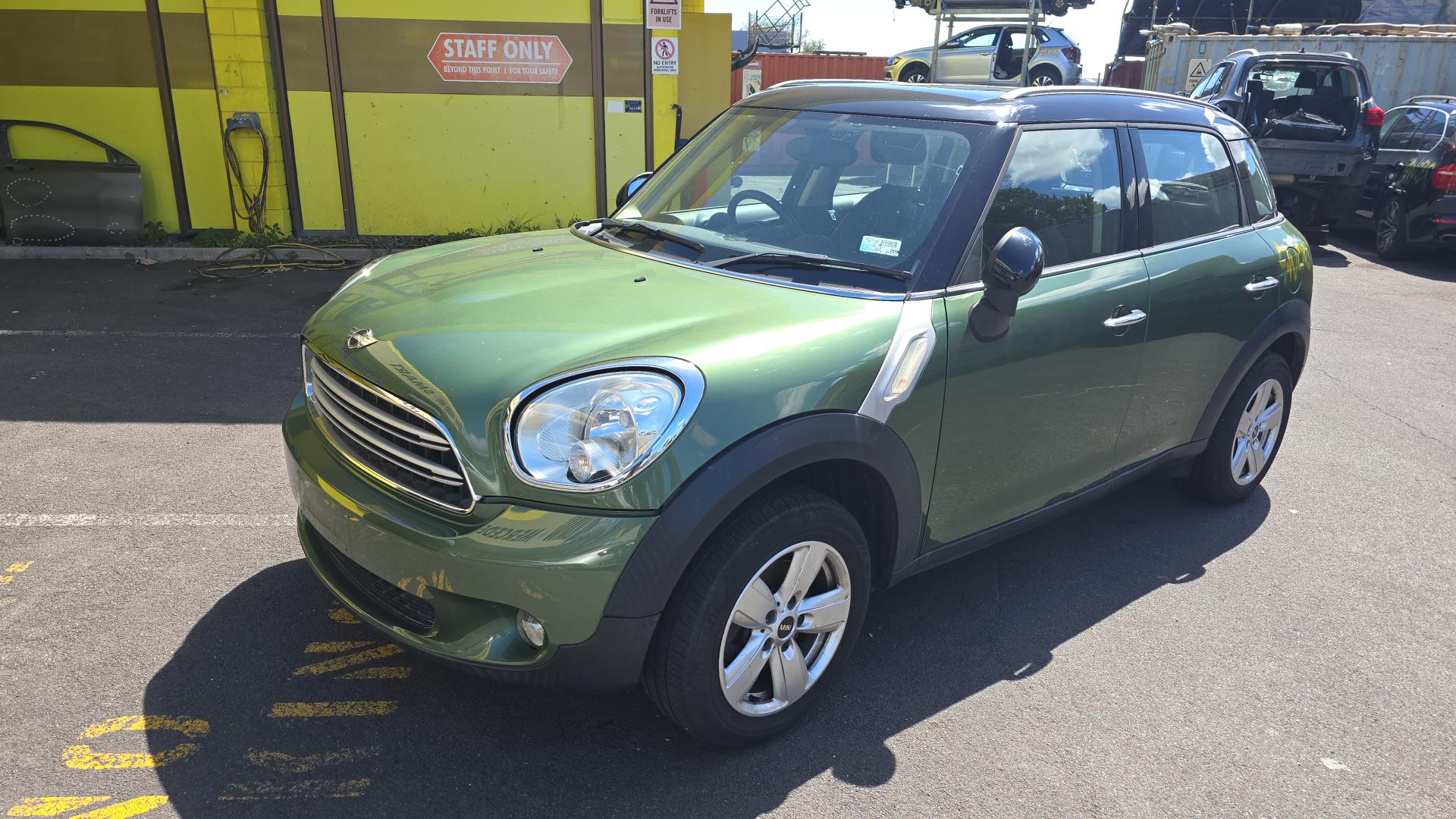 2014 R Class image 2