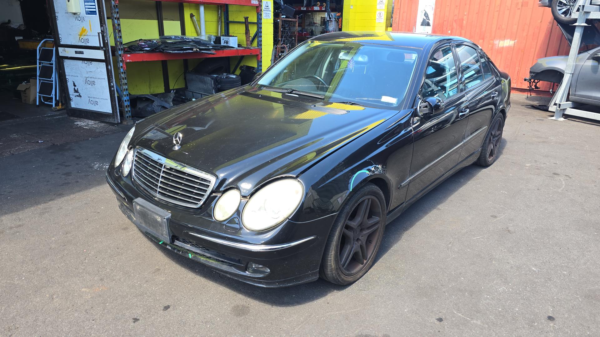 2006 E Class image 2