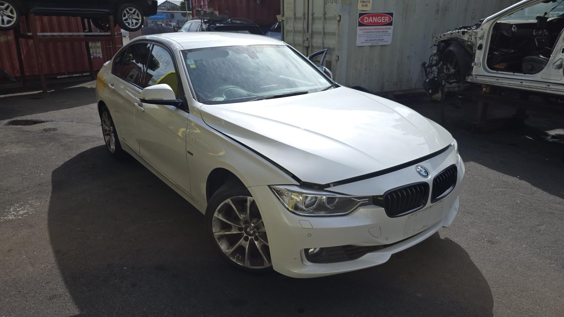 2012 3 Series image 1