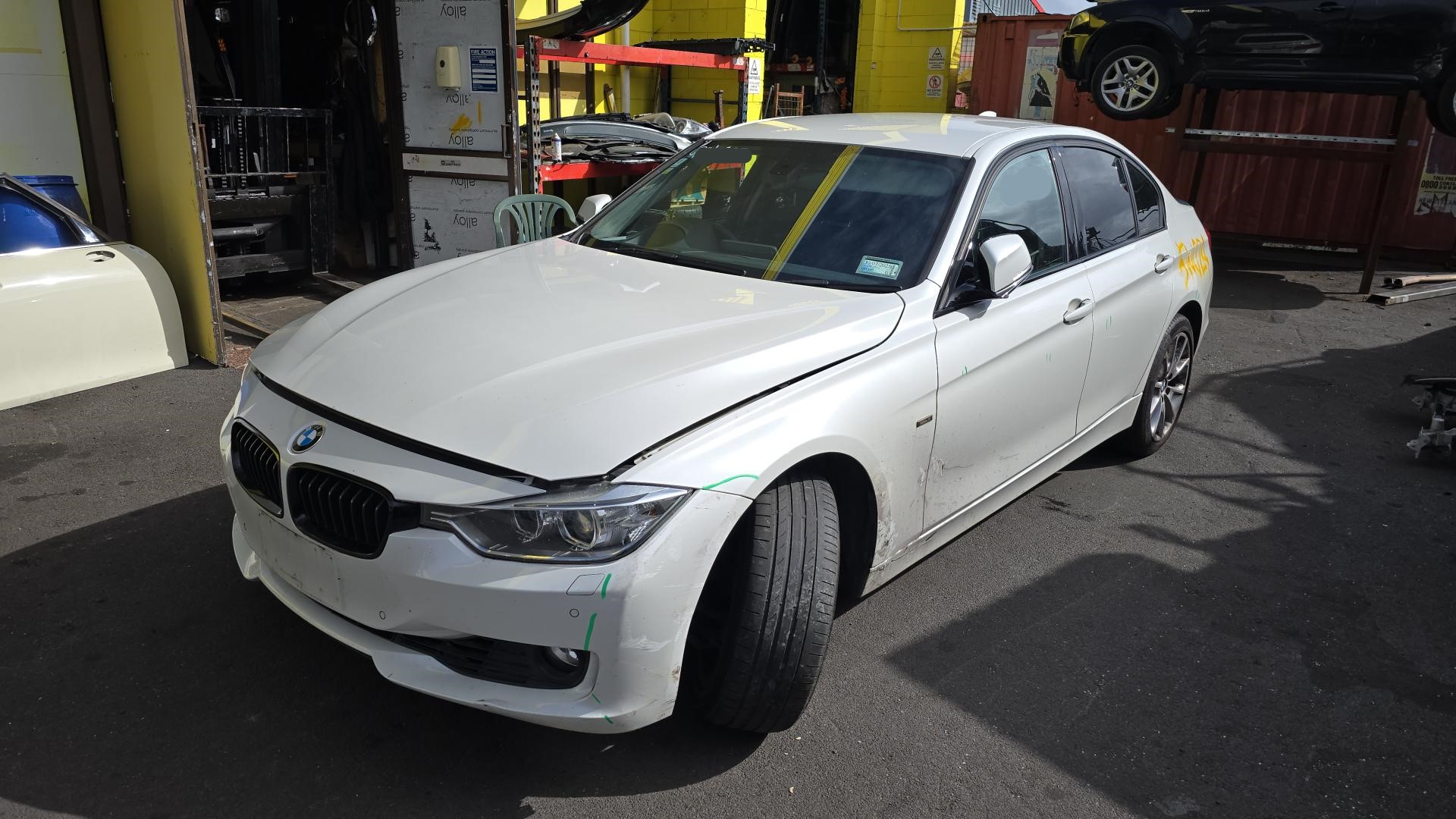 2012 3 Series image 2