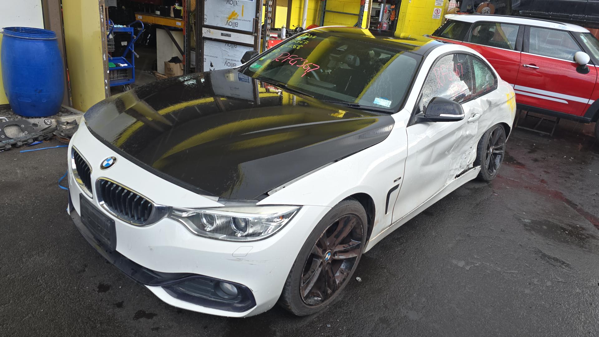 2014 4 Series image 2