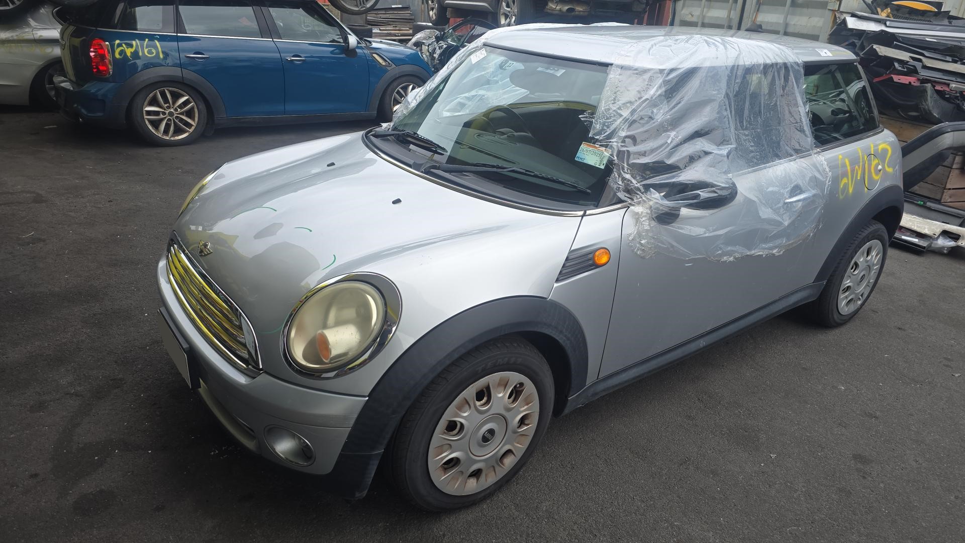2009 R Class image 1