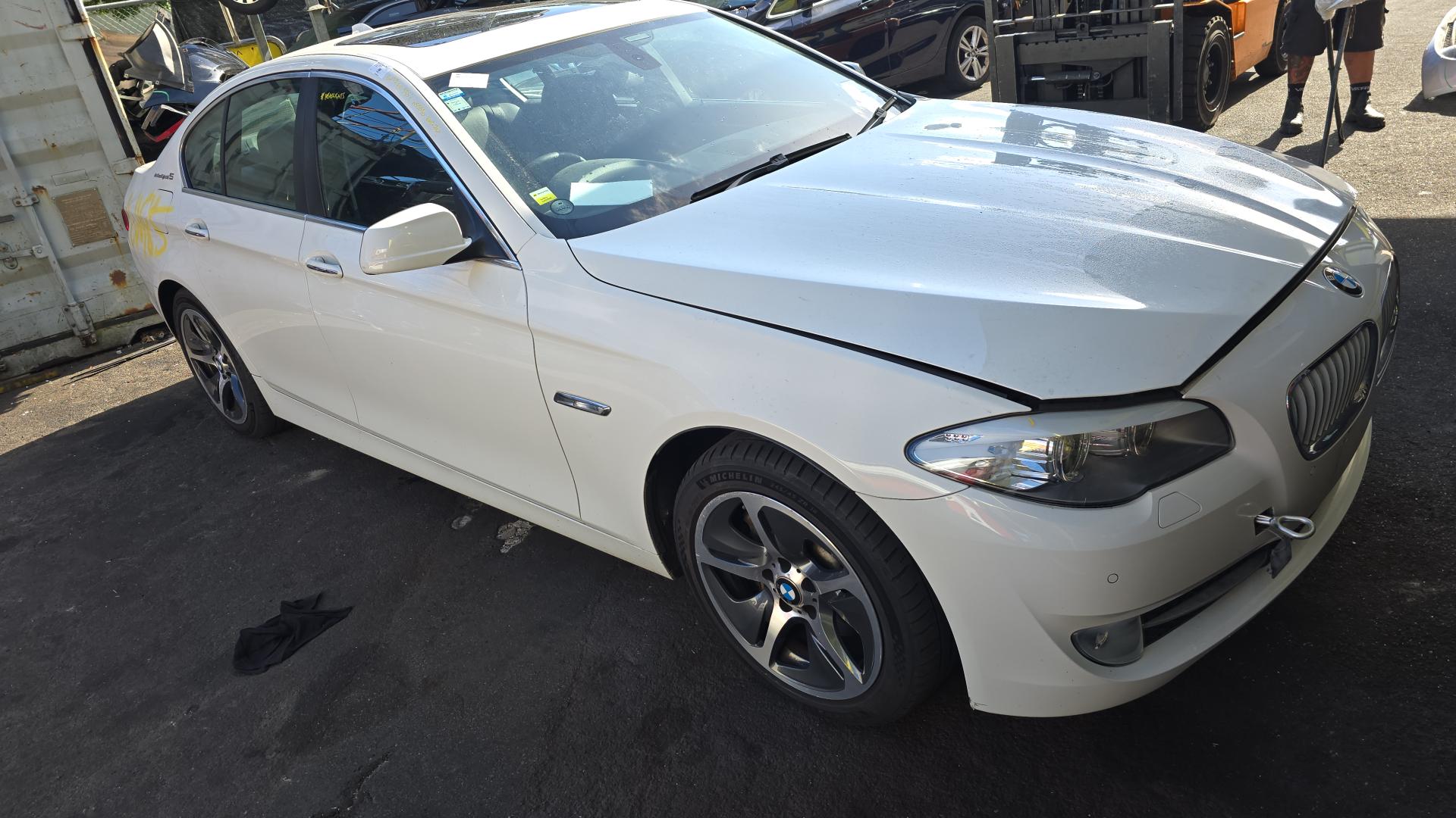 2012 5 Series image 2