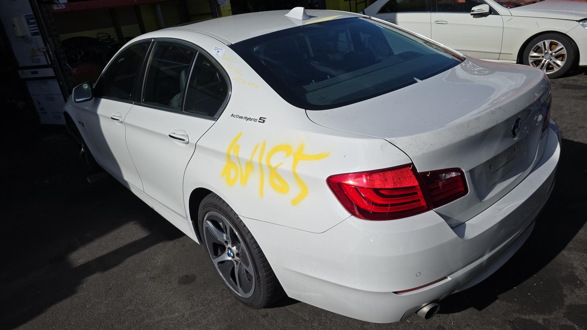 2012 5 Series image 3
