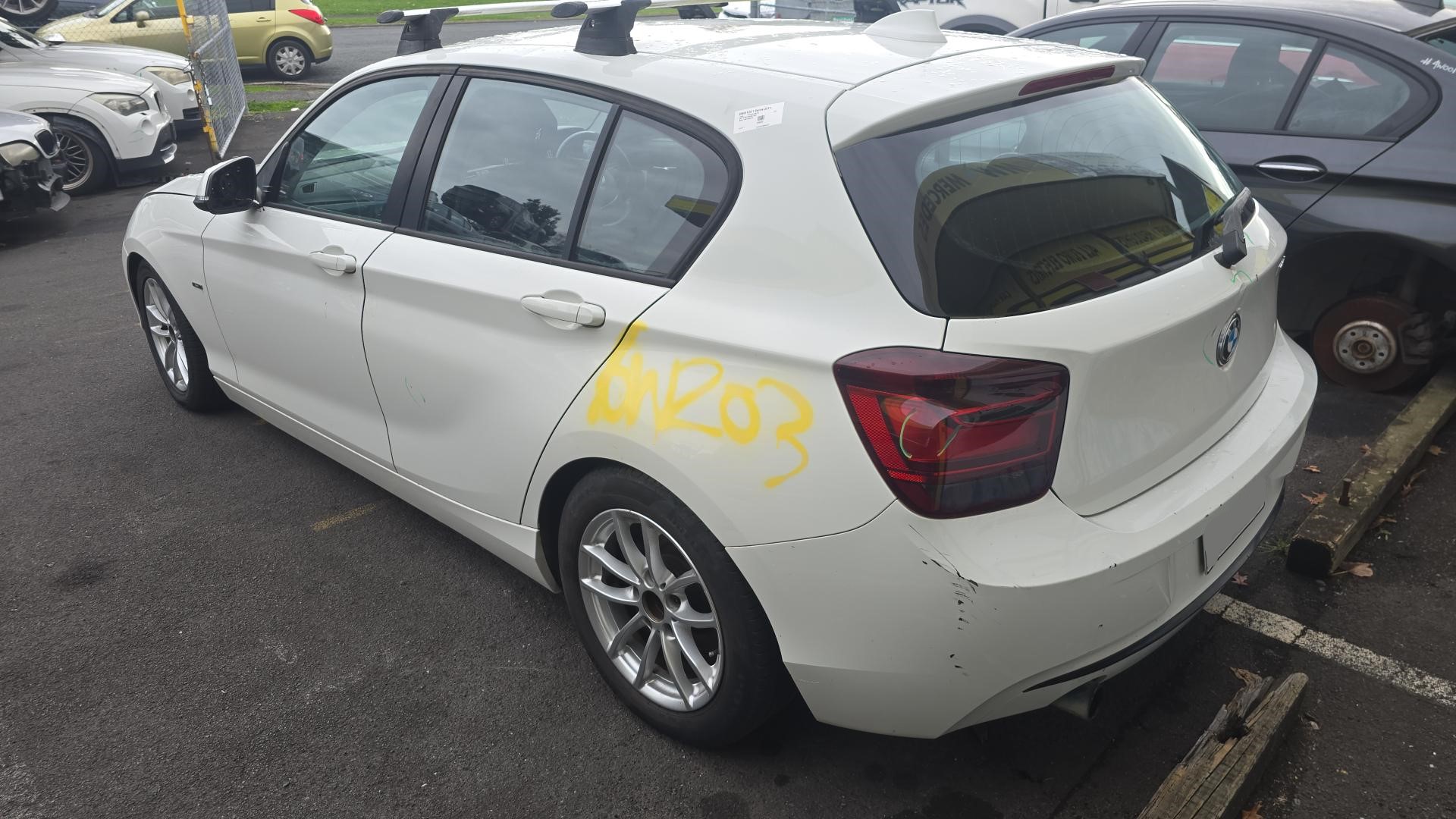 2011 1 Series image 4