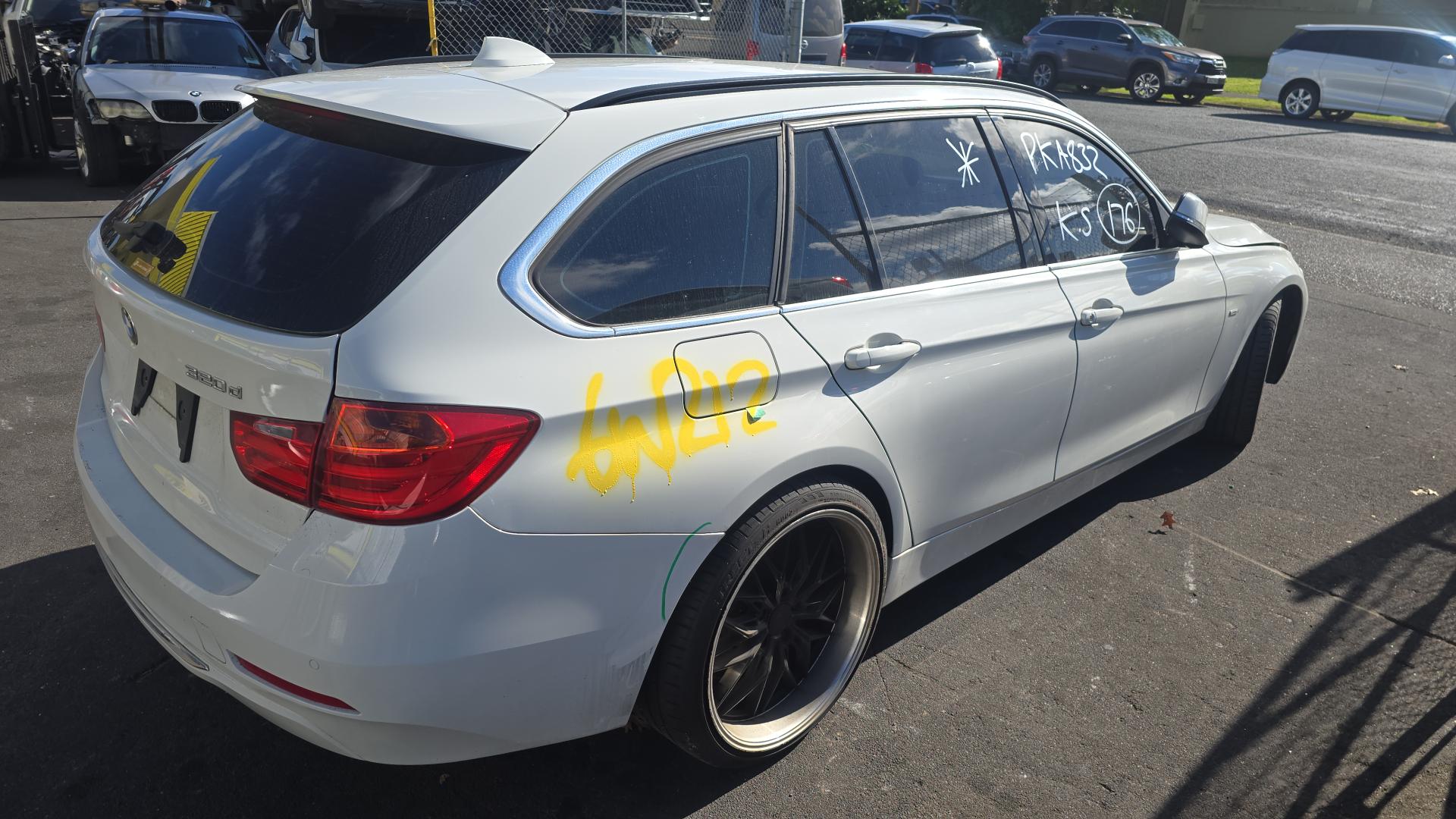 2013 3 Series image 4