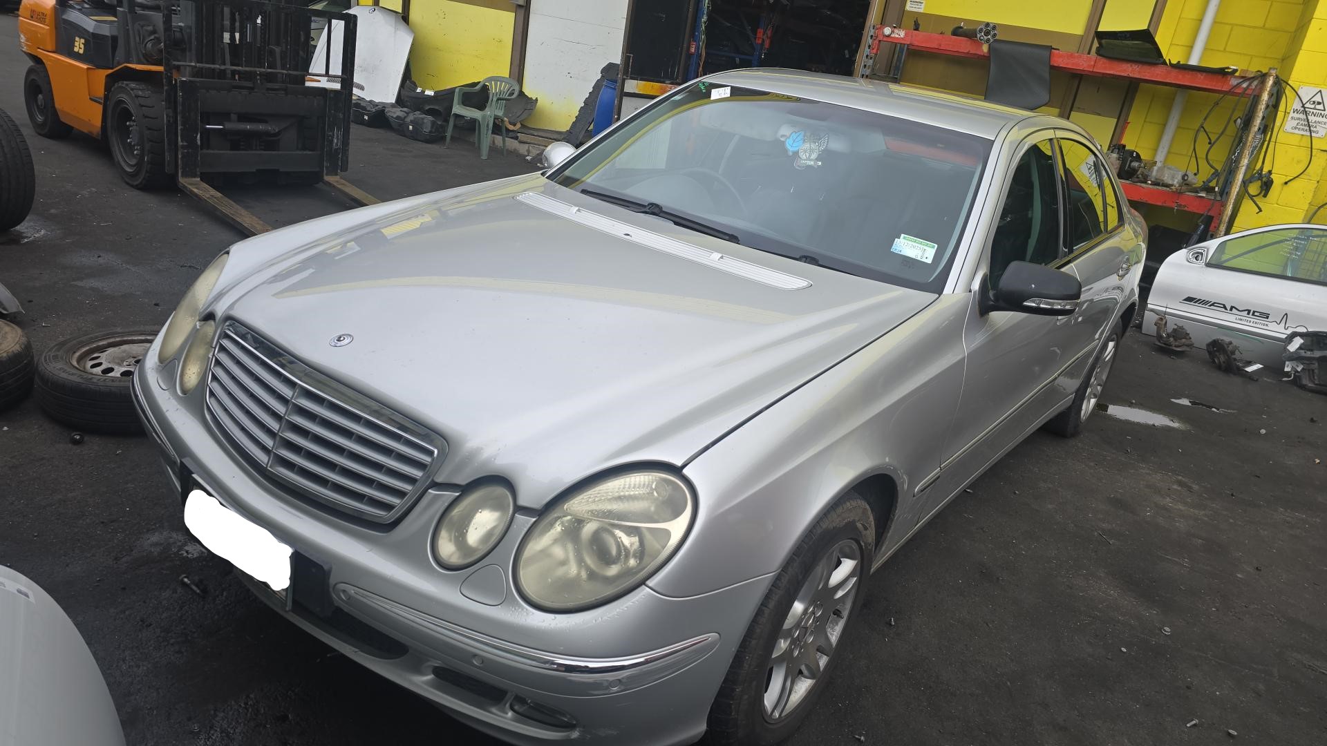 Mercedes E350 W211