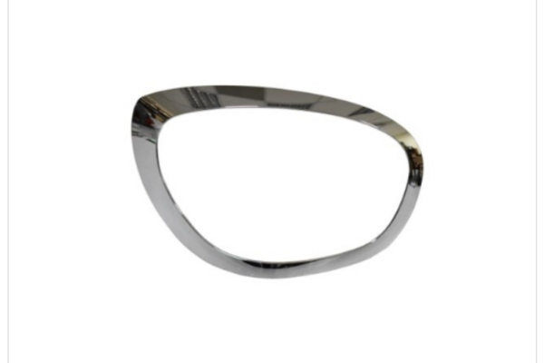 Headlamp Bezel (51137388118)
