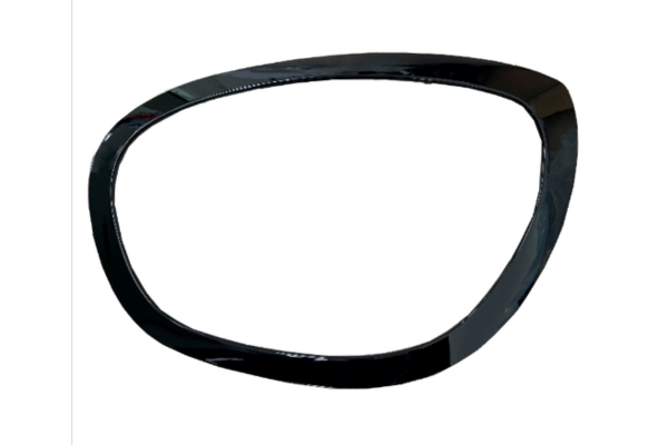 Headlamp Bezel (51138739351)